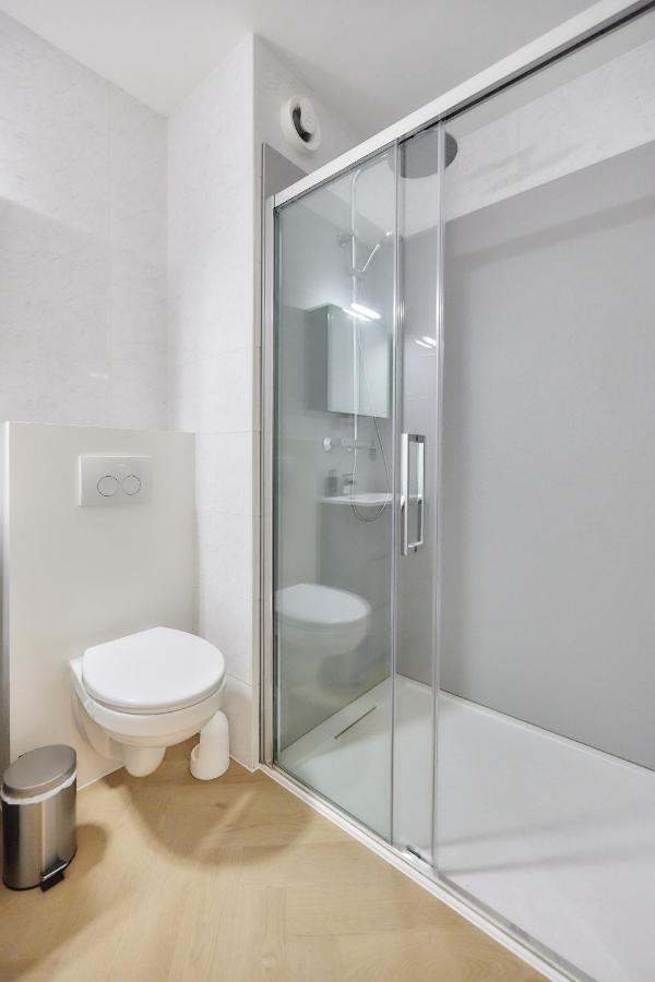 Studio By Juliz - Top Location At The Beach & In City Center! Ostende Extérieur photo